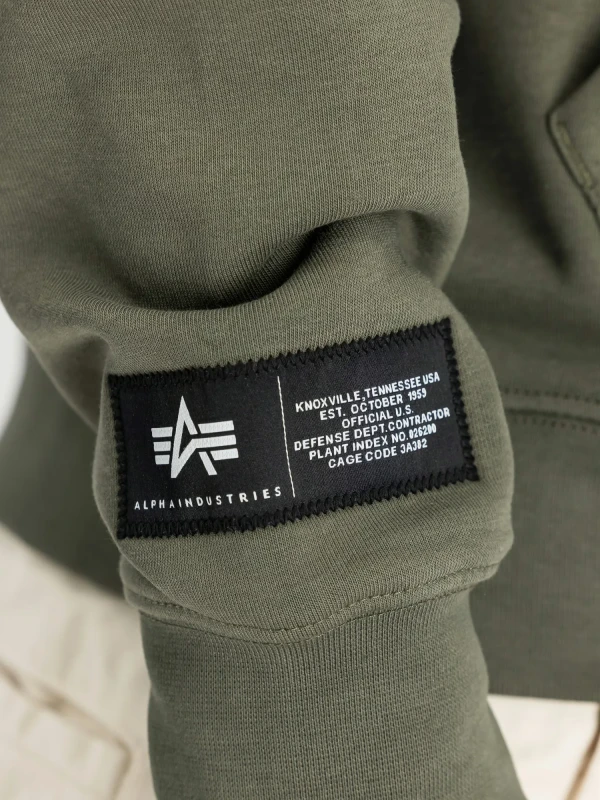 zbrojownia-pl-bluza-z-kapturem-alpha-industries-label-backprint-hoodie-258333-142-ciemnooliwkowa-21_big.webp