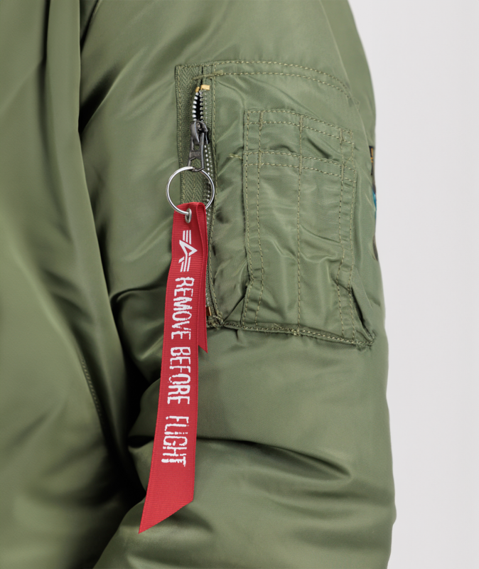 ma-1_heritage_kurtka_bomberka_alpha_industries_sage_green_photo_product_0000s_0000s_0003_Generative-Fill-7.png
