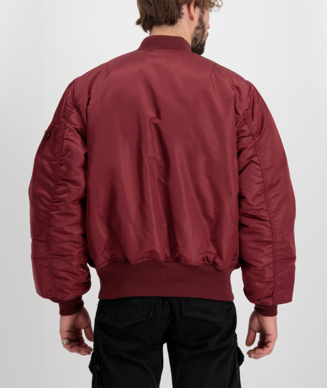 ma-1_heritage_kurtka_bomberka_alpha_industries_burgundy_photo_product_0000s_0000s_0001_Generative-Fill-9.png