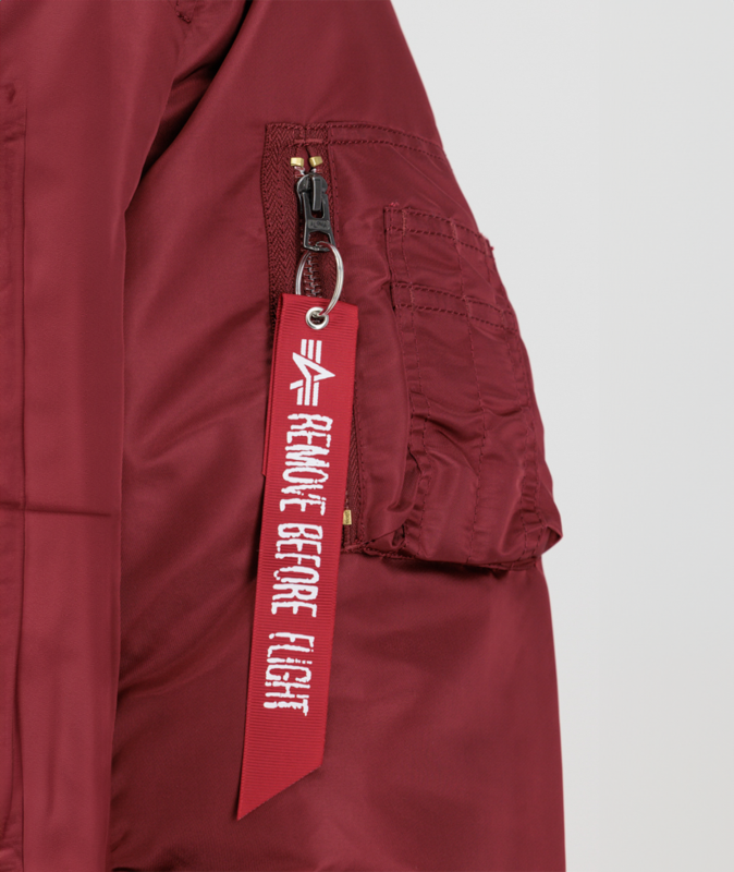 ma-1_heritage_kurtka_bomberka_alpha_industries_burgundy_photo_product_0000s_0000s_0003_Generative-Fill-11.png