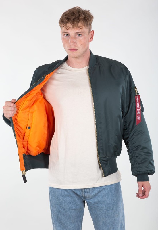 100101_610_alpha_industries_ma_1_002_22555.jpg