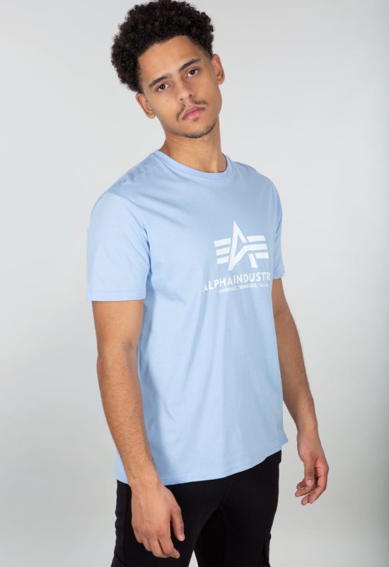 100501-513-alpha-industries-basic-t-002.jpg